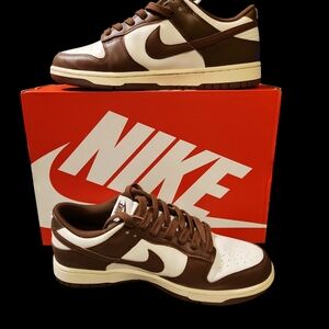 Nike Womens Cacao Wow Brown and White Sneakers NiB Size 11